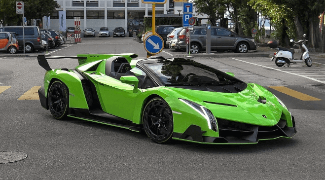 LAMBORGHINI VENENO ROADSTER