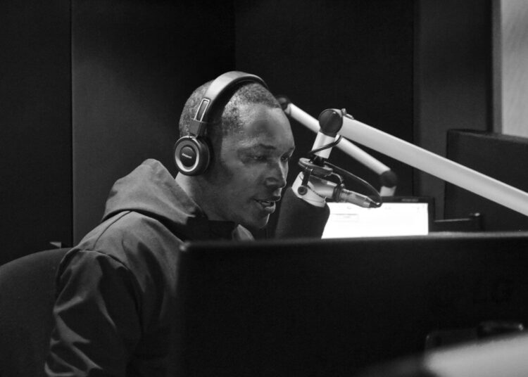 Oliver Dickson joins 702