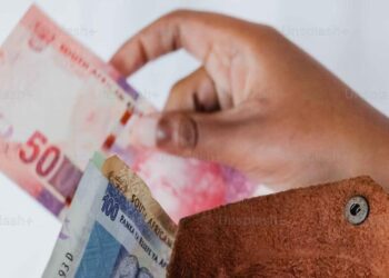 How to Make R500 A Day in South Africa