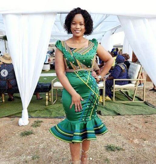 Best South African Shweshwe Traditional Dresses